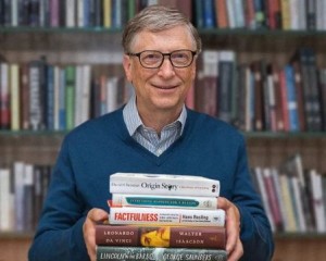 Bill Gates sagte, er würde diese Bücher in diesem Sommer lesen.